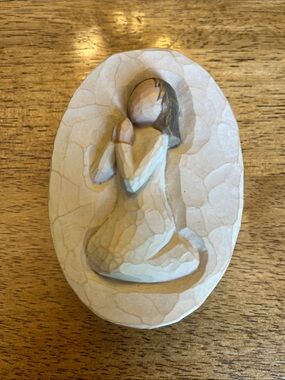 Demdaco Willow Tree "Angel of Prayer" keepsake box 2003 Susan Lordi